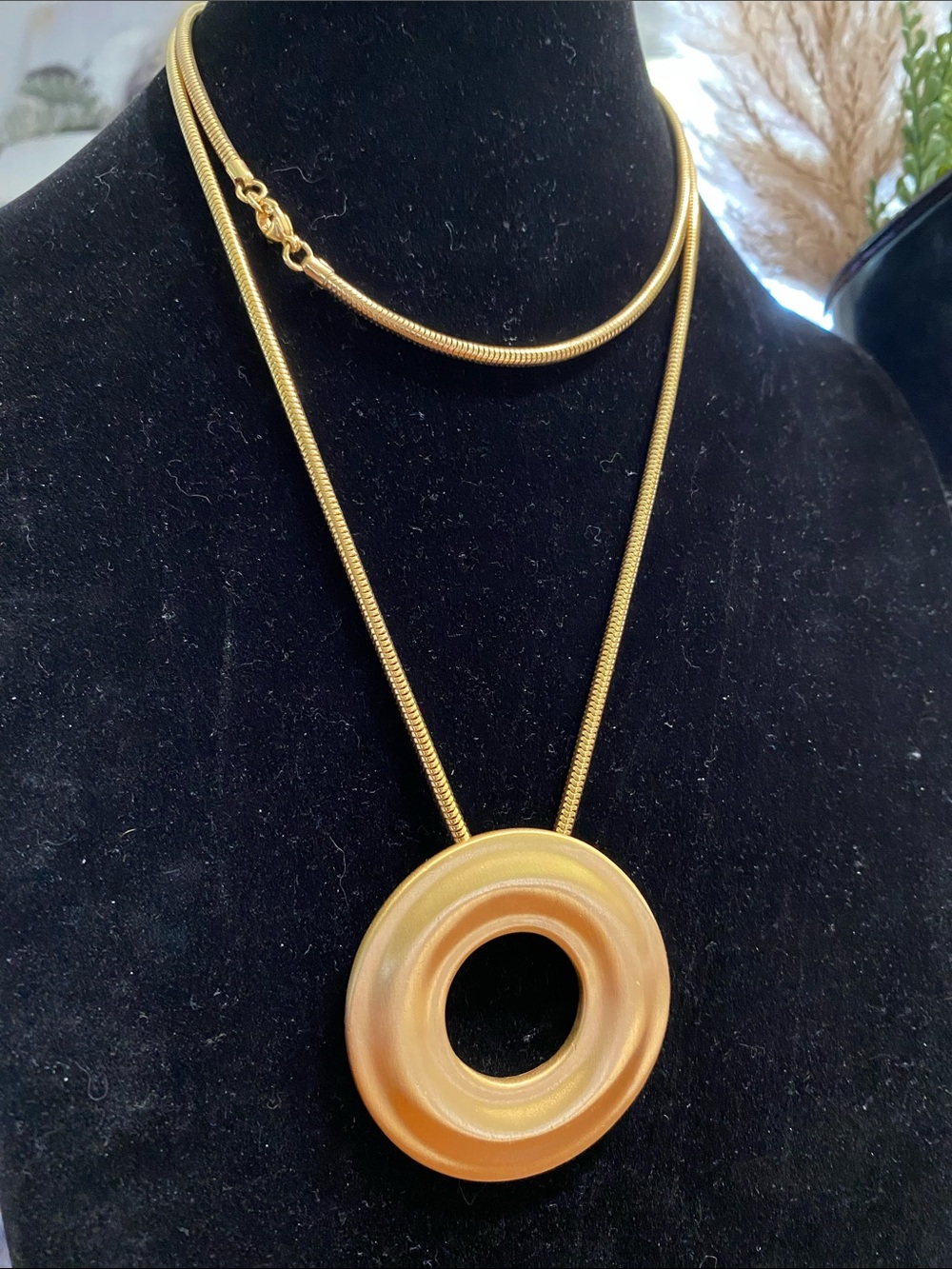 Monet Gold Tone Donut Pendant Necklace with Shimmer